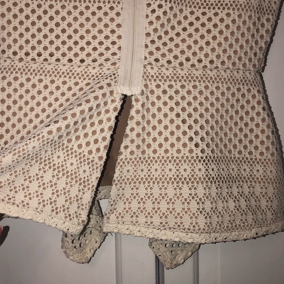 BCBG Peplum top - Picture 3 of 6